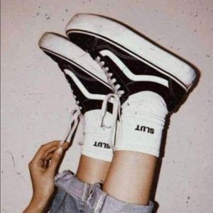 What clothing would you buy from me?(Read bio)